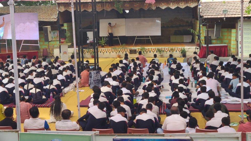 De-addiction Awareness Seminars