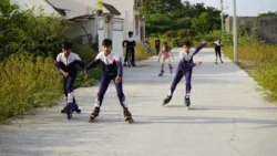 Skating Skating